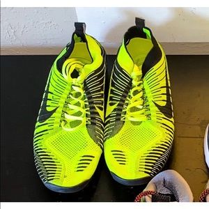 Nike Hyperfeel (Neon and Black)